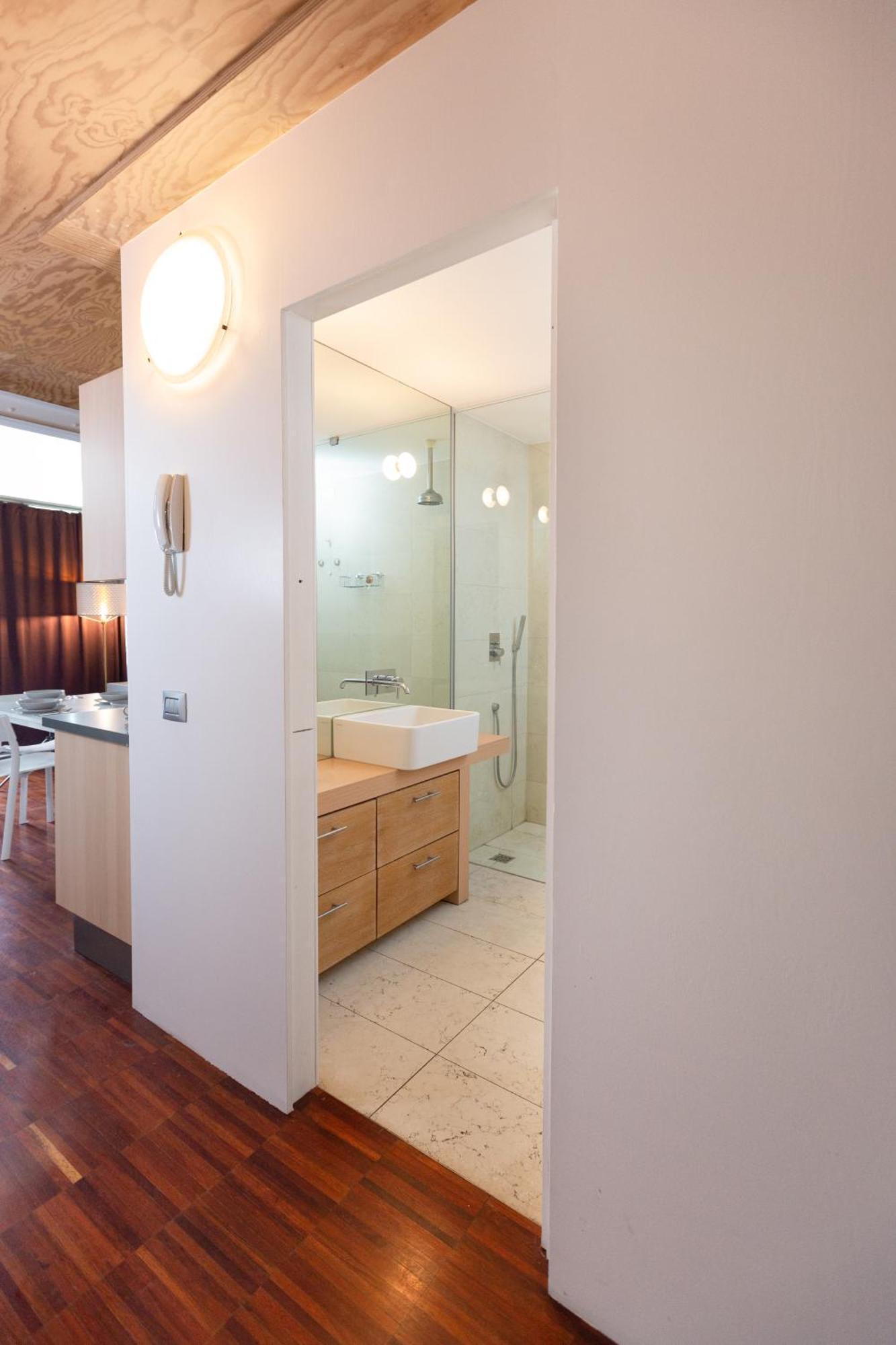 Apartamento White And Brown Exclusive Loft With Terrace - Free Parking - M2 Station Milán Exterior foto