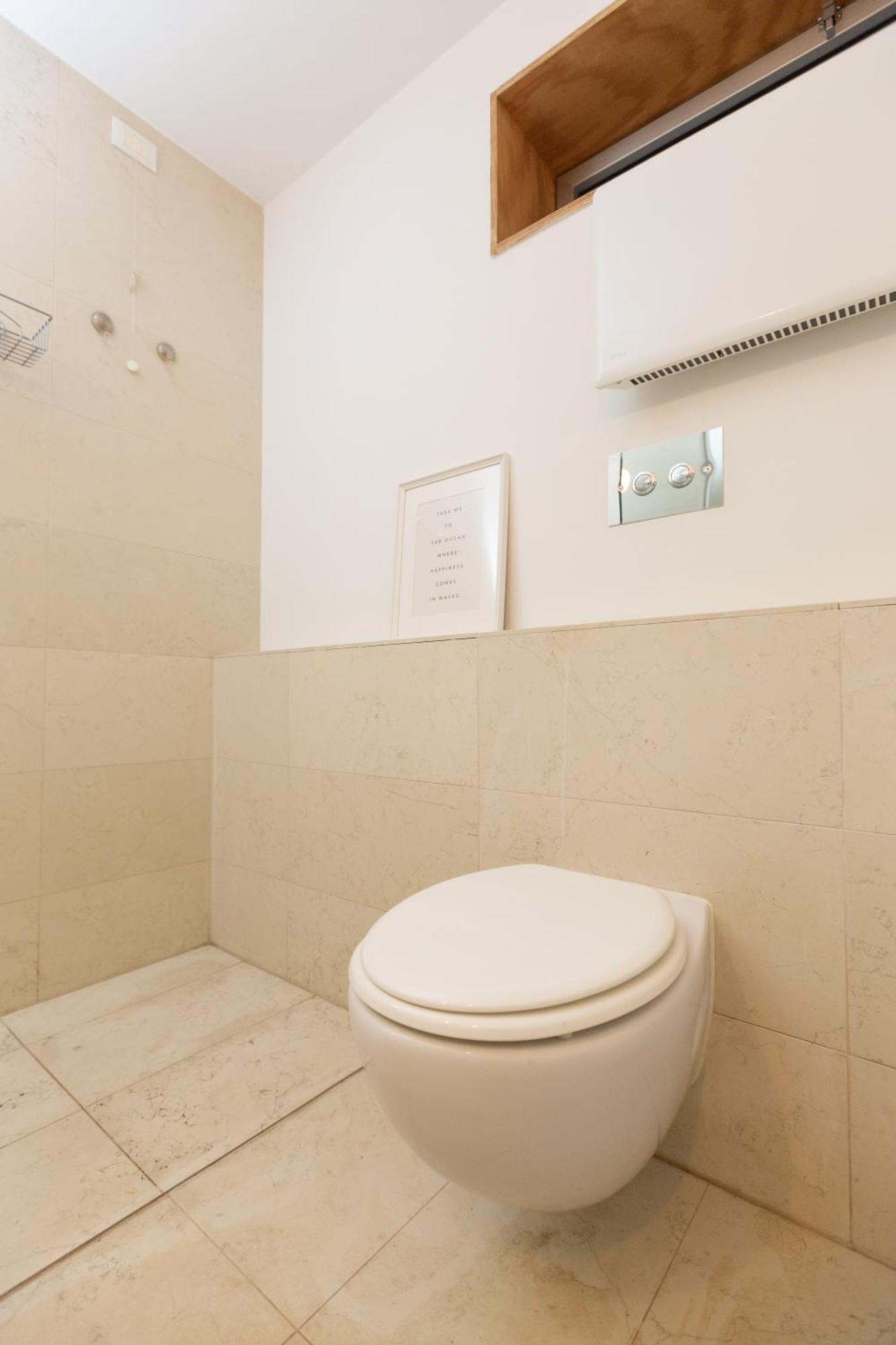 Apartamento White And Brown Exclusive Loft With Terrace - Free Parking - M2 Station Milán Exterior foto